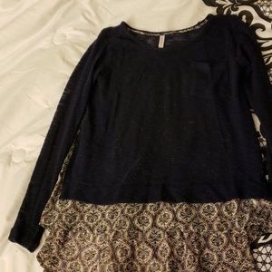 Adorable flowy sweater